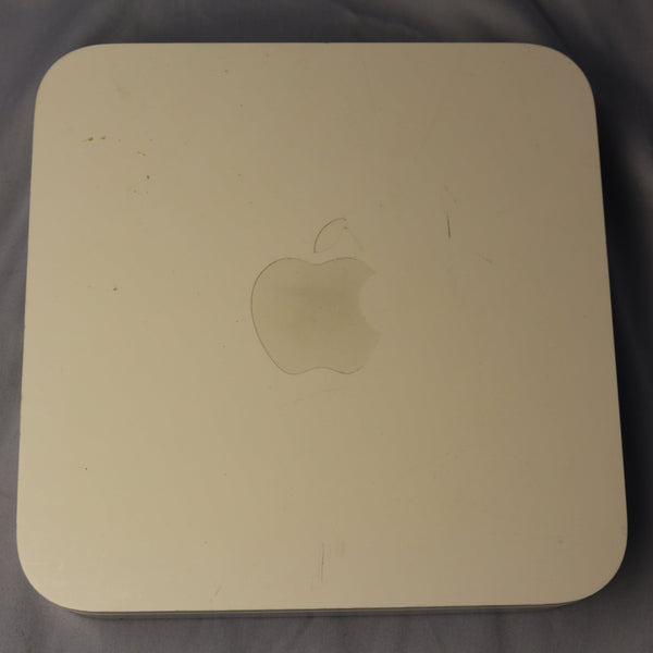 Apple AirPort Extreme dual band WiFi router A1408 or A1521 model