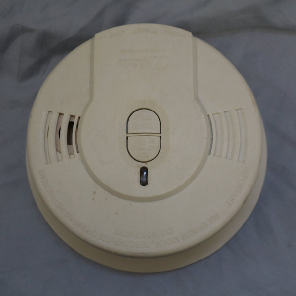 Kidde i9010 10-year sealed battery smoke alarm with hush feature